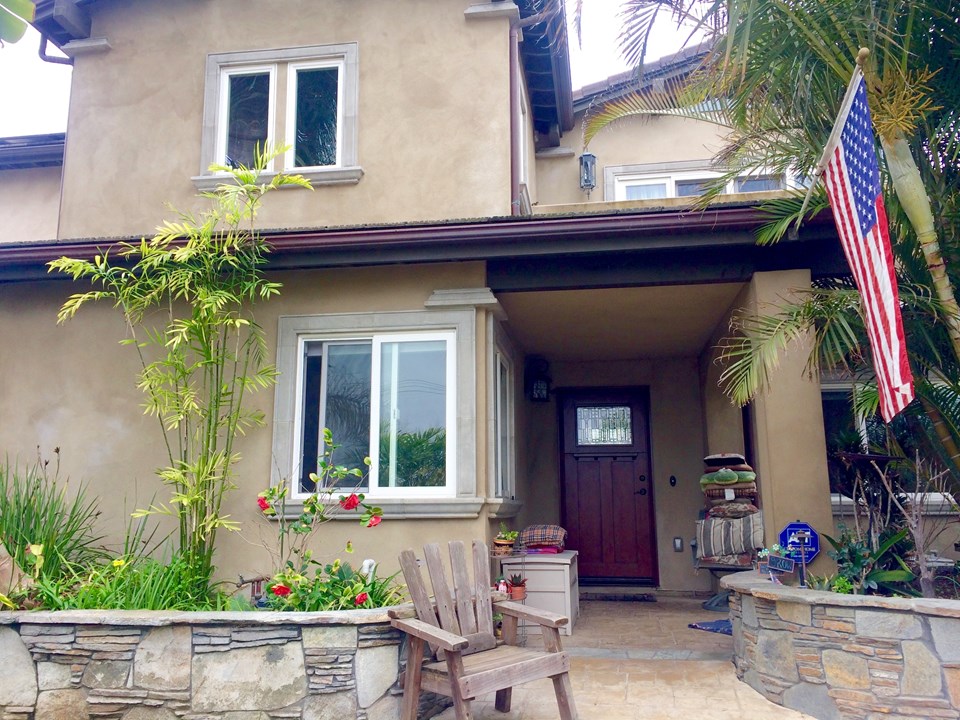 view toward front door from walkway