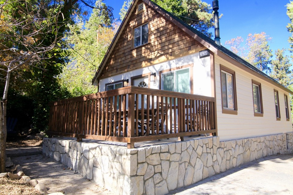 front view of cabin with custom stonework