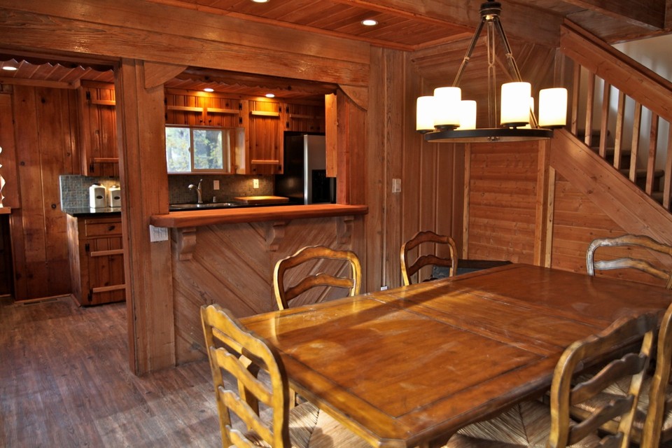 dining room and kitchen view
